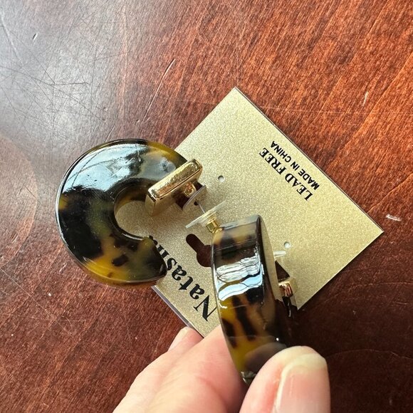 NWT Natasha Fat Tortoise Shell Colored Thick Hoops Lightweight - Picture 5 of 6